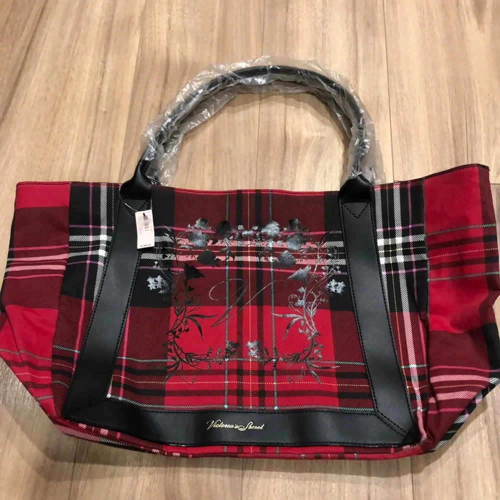 NEW Victoria’s Secret Red and Black Tote Bag - Picture 1 of 5